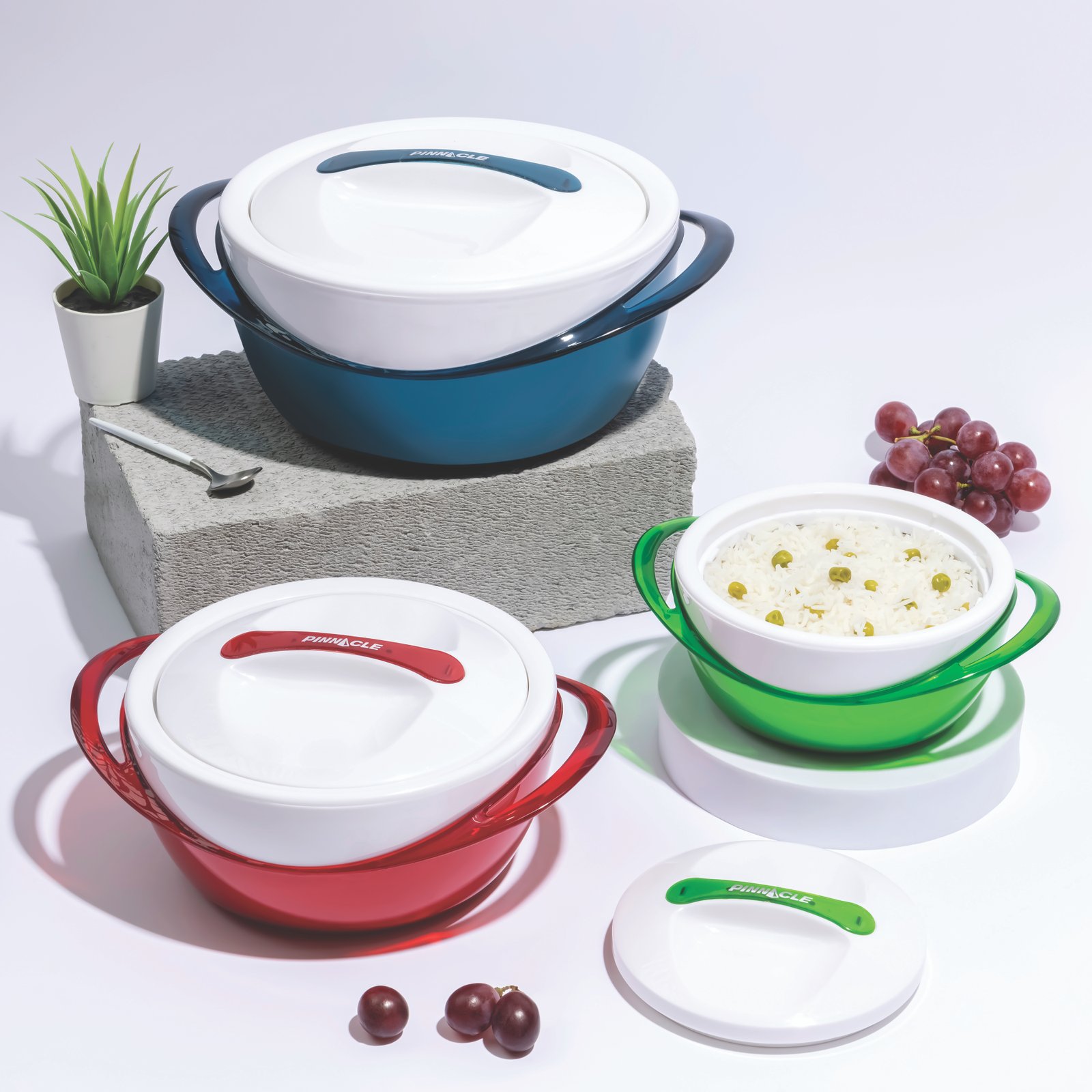 https://www.pinnaclethermo.com/assets/images/products/tableware/square_range_image.jpg